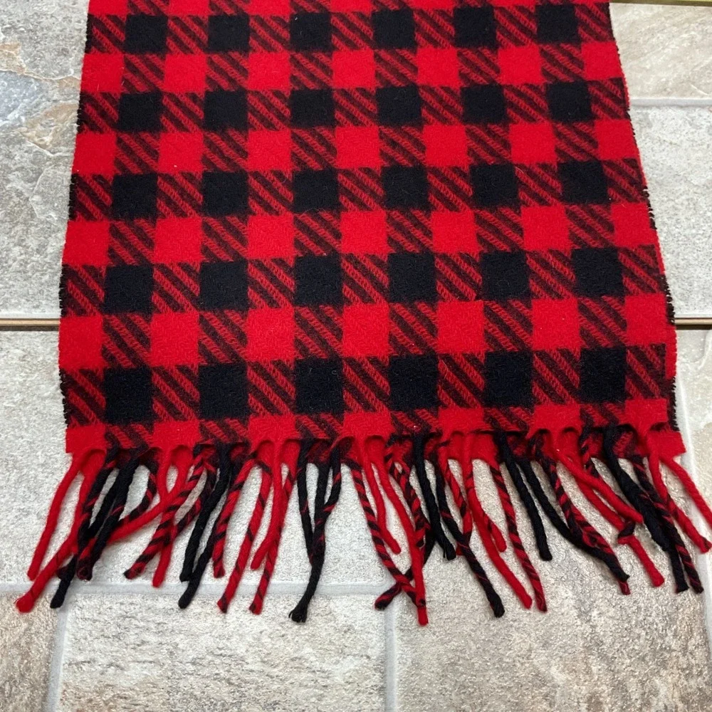 Morgan Taylor Red Black Buffalo Plaid Scarf Soft Brushed Fringe Winter Unisex
